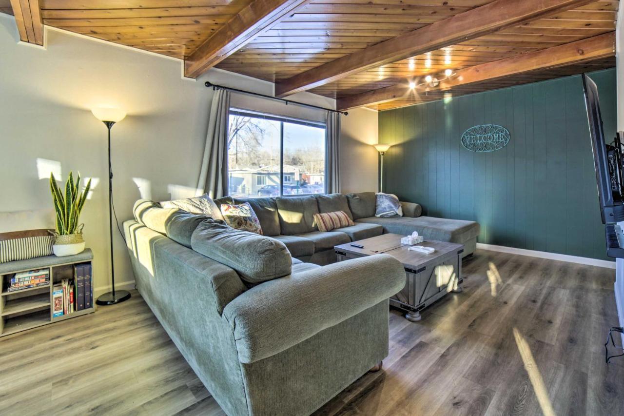 Comfortable About 2 Mi To Riverwalk Holiday home *